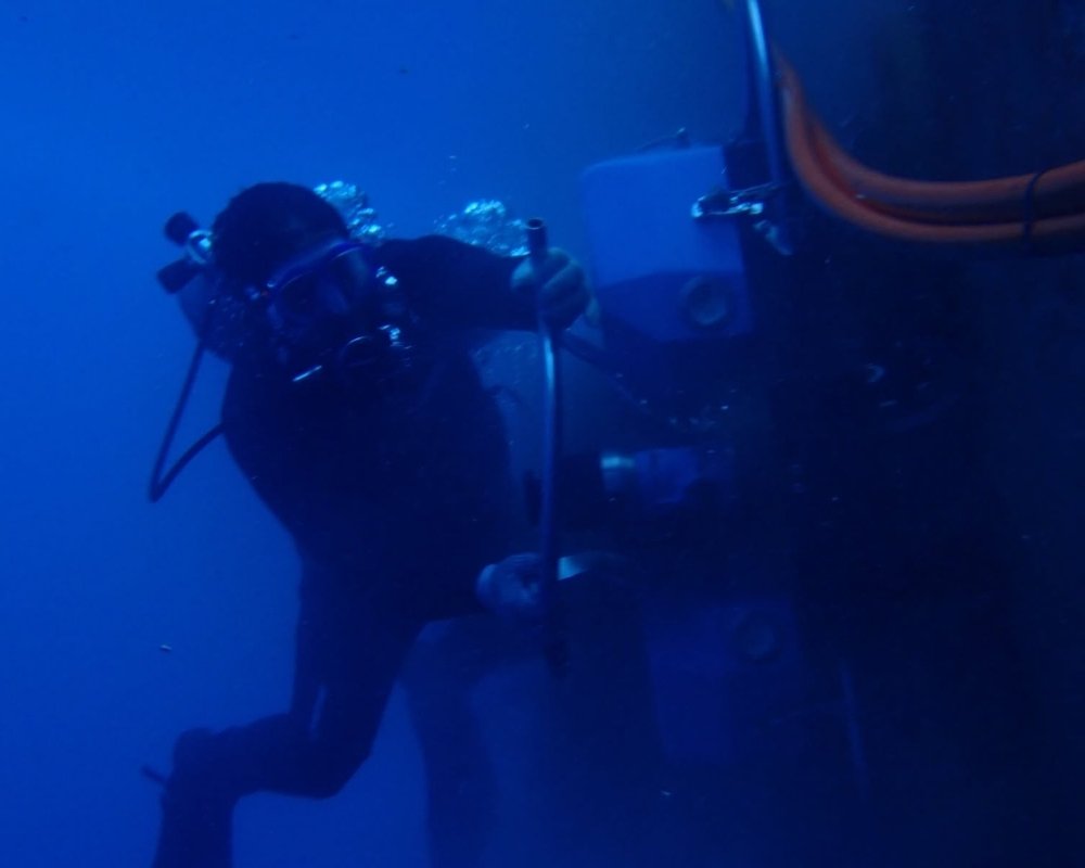 Underwater Vessel Maintenance 3